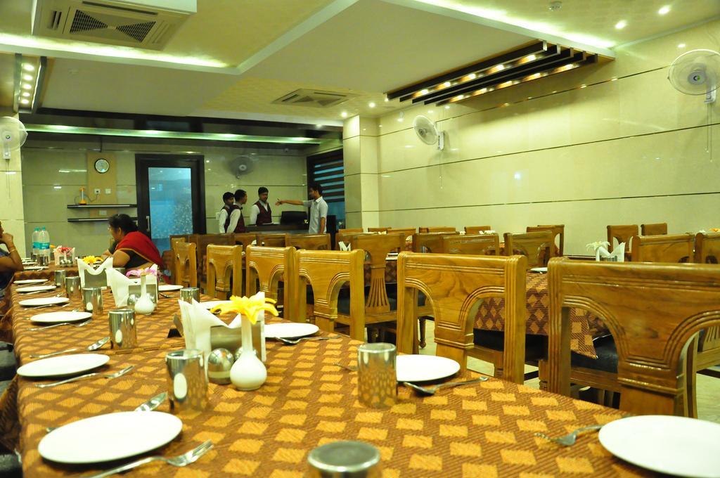 Hotel Basera Brij Bhoomi Vrindāvan Exterior foto